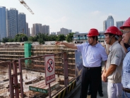 徐荣华院长带队到我院龙潭医院项目现场办公