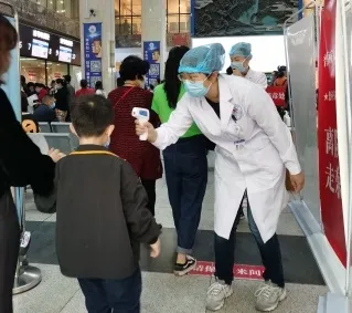 聚焦“两委”换届 | 走近身边党员：临床药学科党支部副书记——刘春